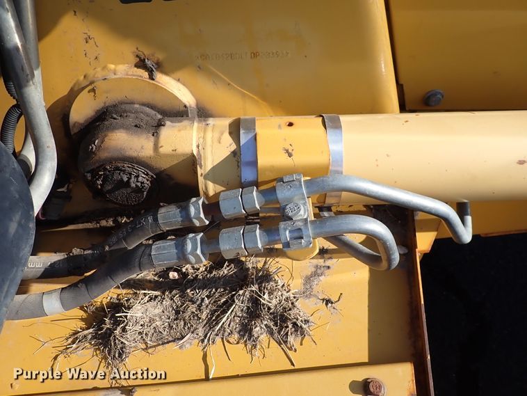 image for item DN2042 2004 Caterpillar 420D  backhoe