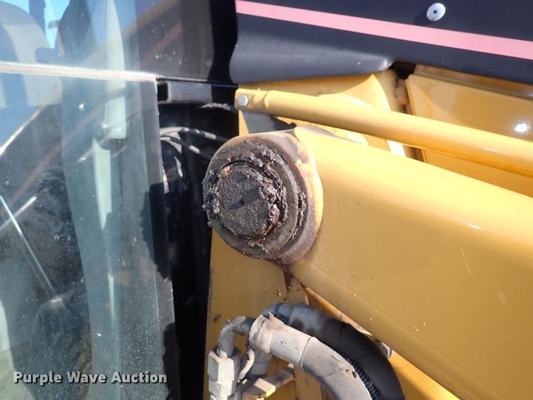 image for item DN2042 2004 Caterpillar 420D  backhoe