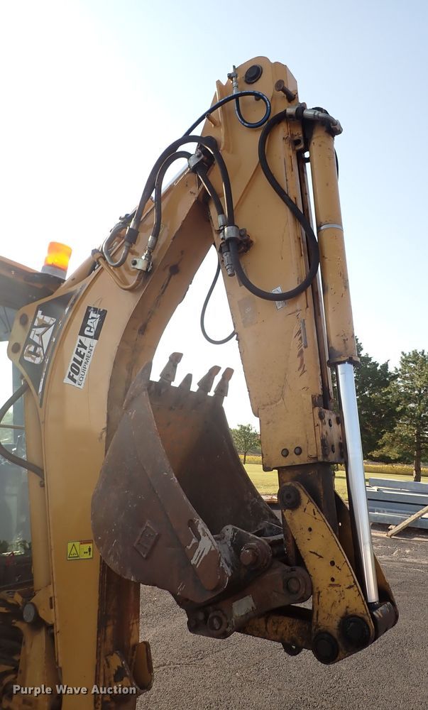 image for item DN2042 2004 Caterpillar 420D  backhoe