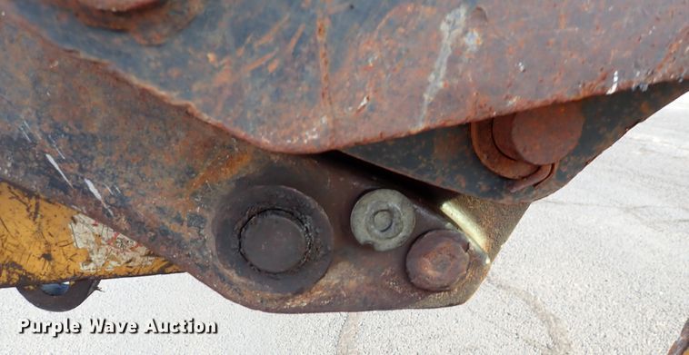 image for item DN2042 2004 Caterpillar 420D  backhoe