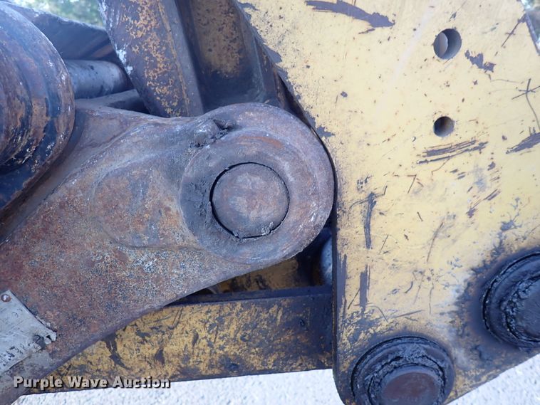 image for item DN2042 2004 Caterpillar 420D  backhoe