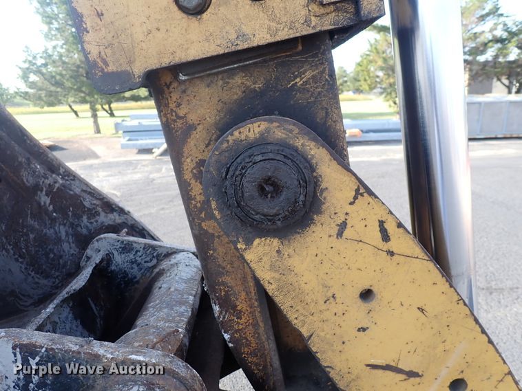 image for item DN2042 2004 Caterpillar 420D  backhoe