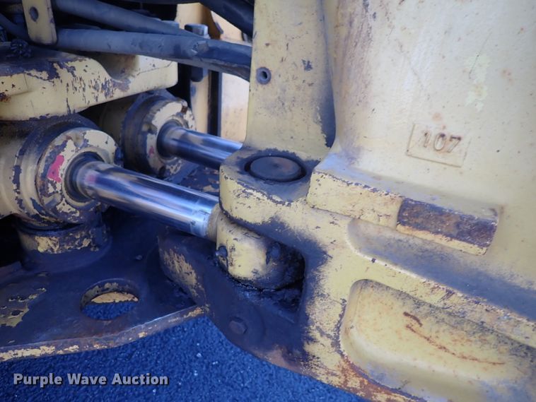 image for item DN2042 2004 Caterpillar 420D  backhoe