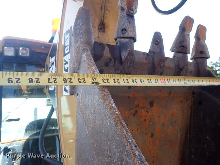 image for item DN2042 2004 Caterpillar 420D  backhoe