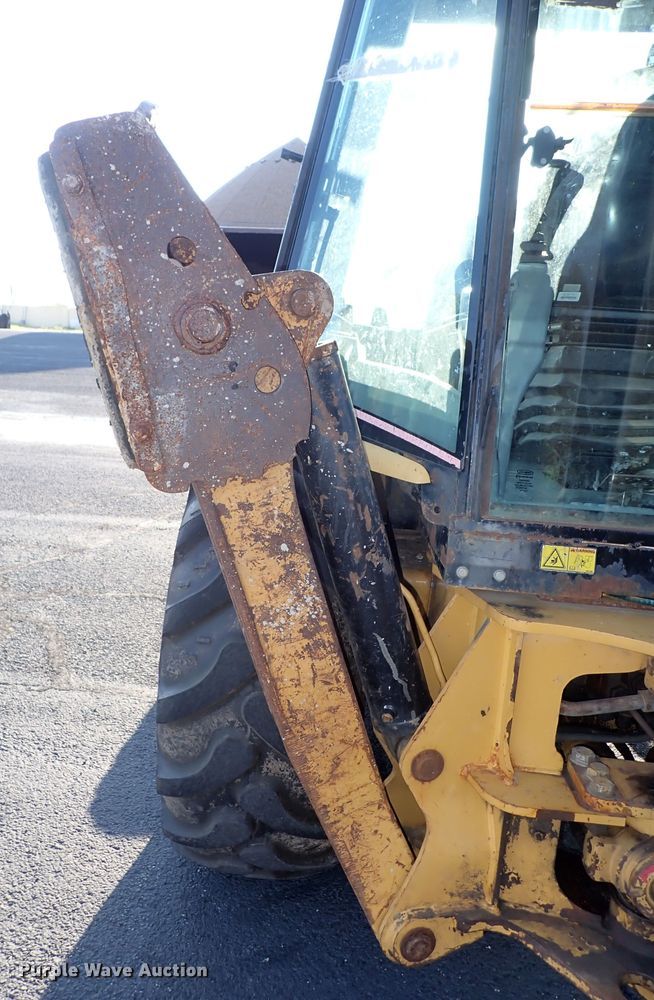 image for item DN2042 2004 Caterpillar 420D  backhoe