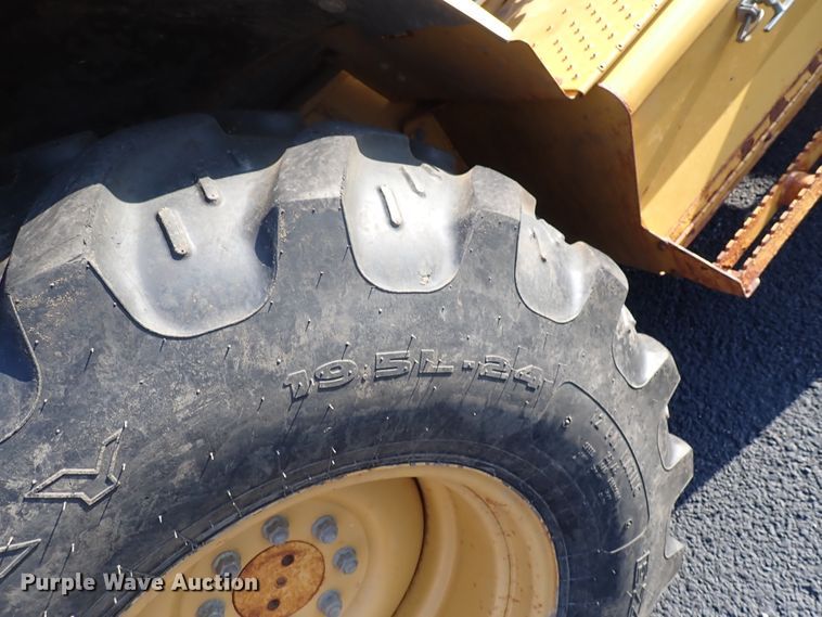 image for item DN2042 2004 Caterpillar 420D  backhoe