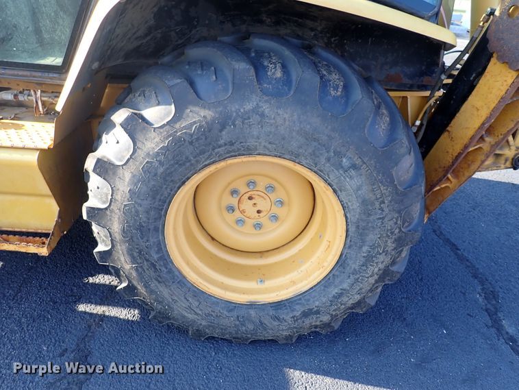 image for item DN2042 2004 Caterpillar 420D  backhoe