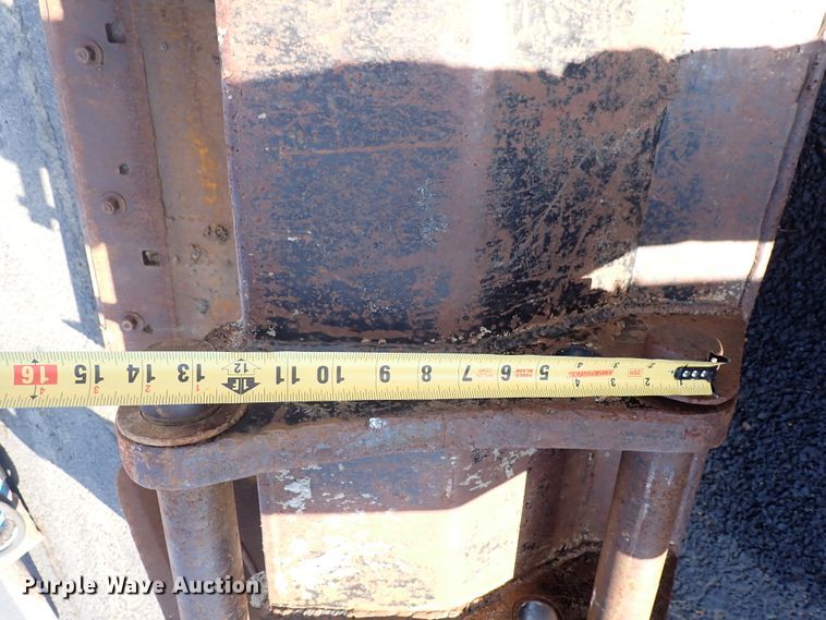 image for item DN2042 2004 Caterpillar 420D  backhoe