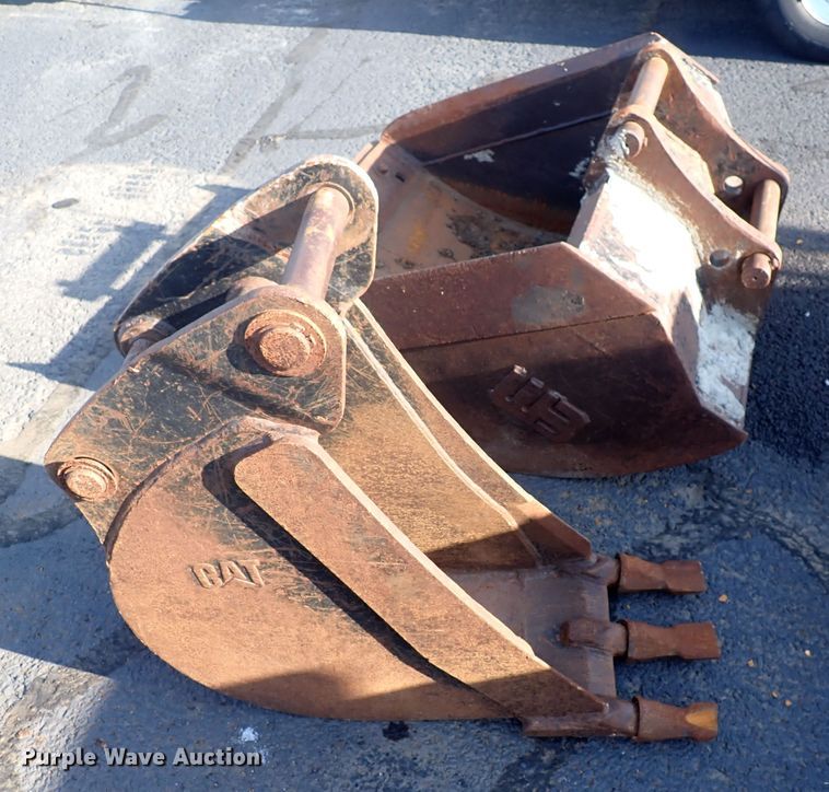 image for item DN2042 2004 Caterpillar 420D  backhoe