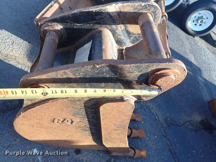 image for item DN2042 2004 Caterpillar 420D  backhoe