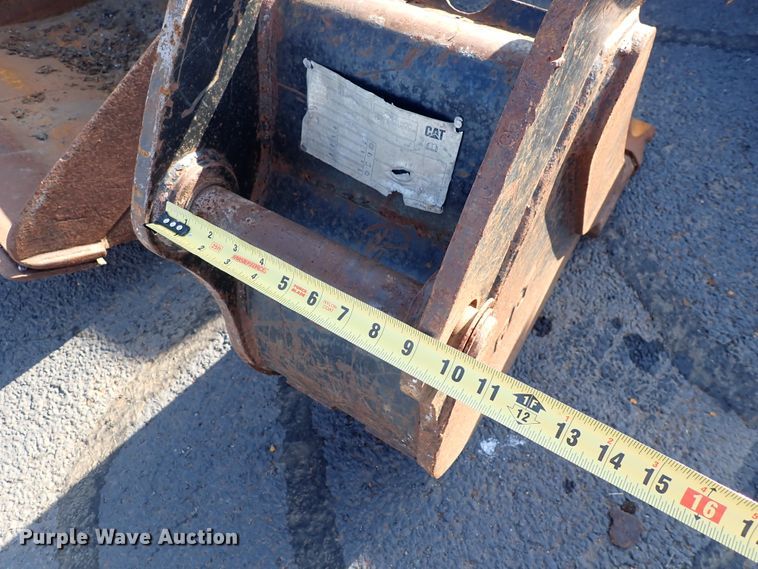 image for item DN2042 2004 Caterpillar 420D  backhoe