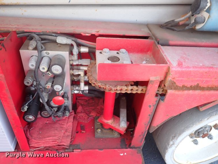 image for item IJ9933 Mec 2033ES  scissor  lift