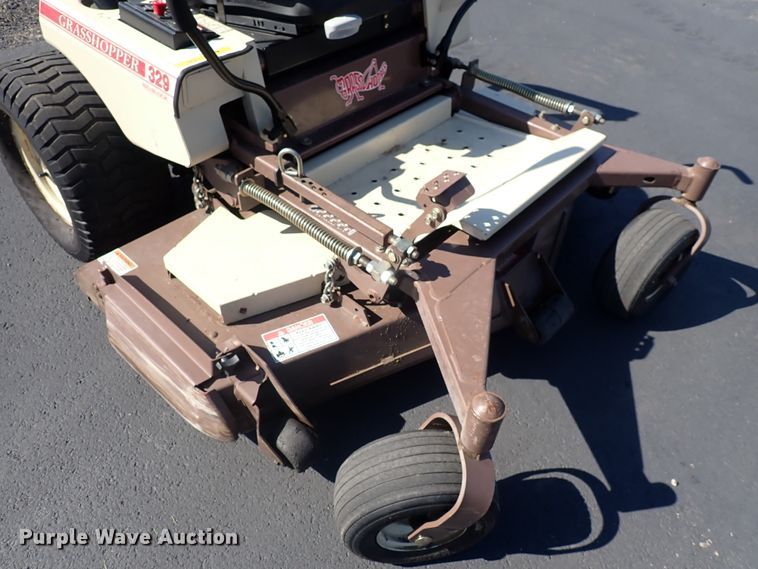 image for item IK9100 Grasshopper 329  ZTR lawn mower