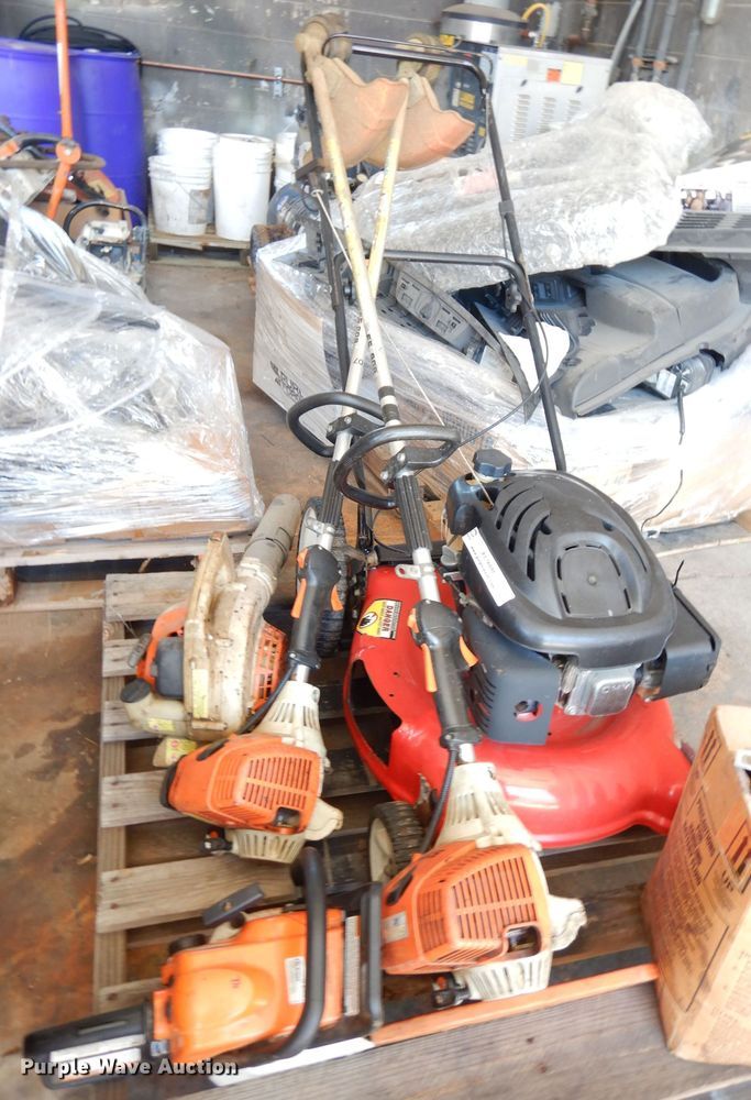 Lawn and garden equipment in Topeka, KS Item KC9000 sold Purple Wave