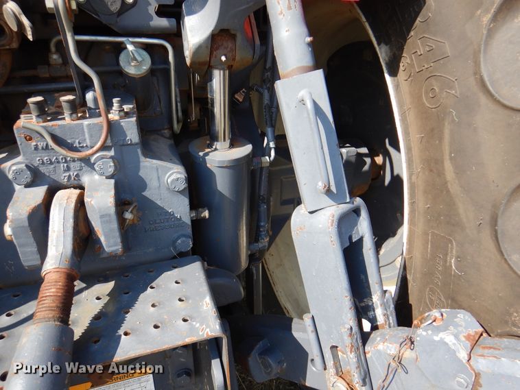 image for item DI5720 1998 New Holland 8970  MFWD tractor