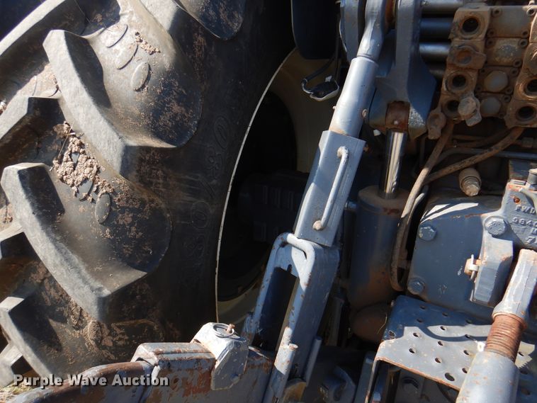 image for item DI5720 1998 New Holland 8970  MFWD tractor