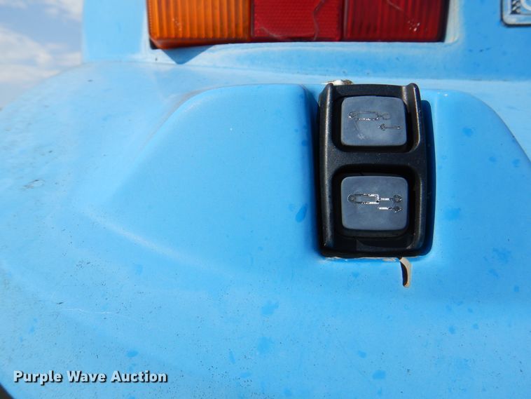 image for item DI5720 1998 New Holland 8970  MFWD tractor