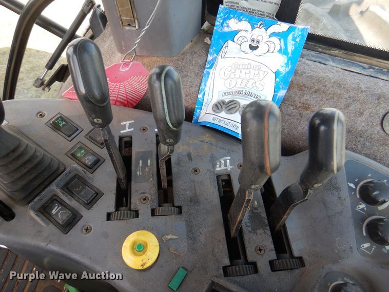 image for item DI5720 1998 New Holland 8970  MFWD tractor