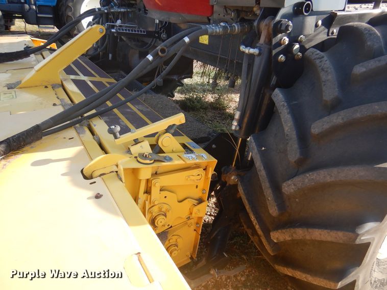 image for item DI5722 2016 New Holland SR260  windrower