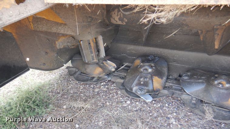 image for item DI5722 2016 New Holland SR260  windrower