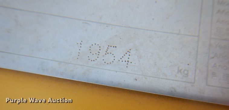 image for item DI5722 2016 New Holland SR260  windrower