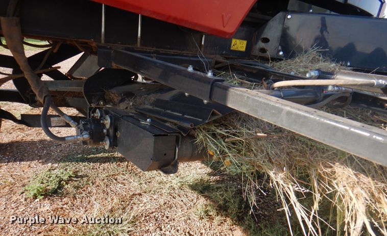 image for item DI5722 2016 New Holland SR260  windrower