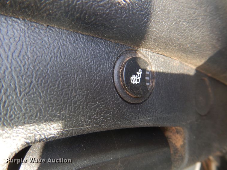 image for item DI5722 2016 New Holland SR260  windrower