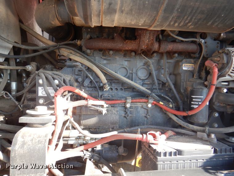 image for item DI5722 2016 New Holland SR260  windrower