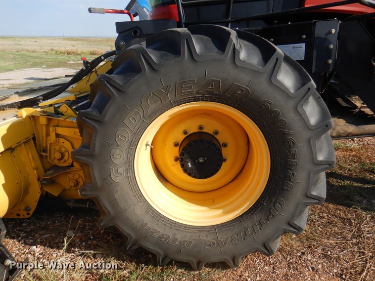 image for item DI5722 2016 New Holland SR260  windrower