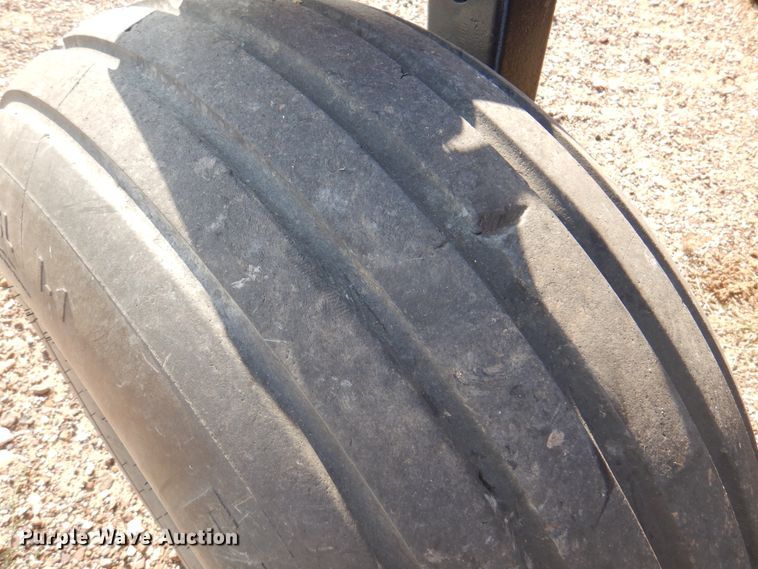 image for item DI5722 2016 New Holland SR260  windrower