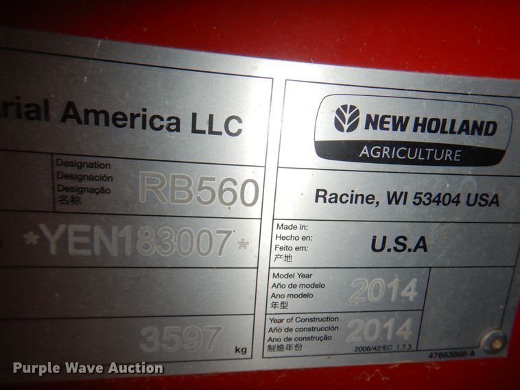 image for item DI5723 2014 New Holland Roll-Belt 560 Specialty Crop  round baler