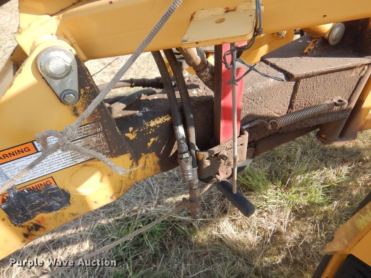 image for item DI5726 Vermeer R2300  hay rake