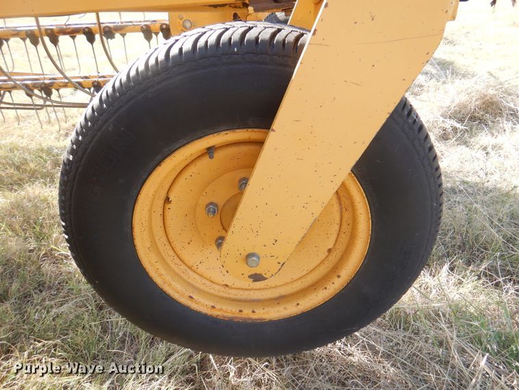 image for item DI5726 Vermeer R2300  hay rake
