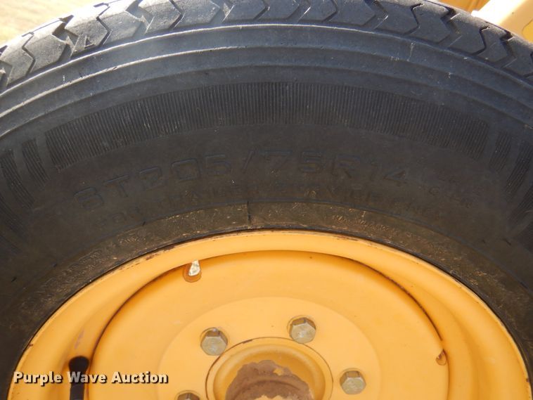 image for item DI5726 Vermeer R2300  hay rake