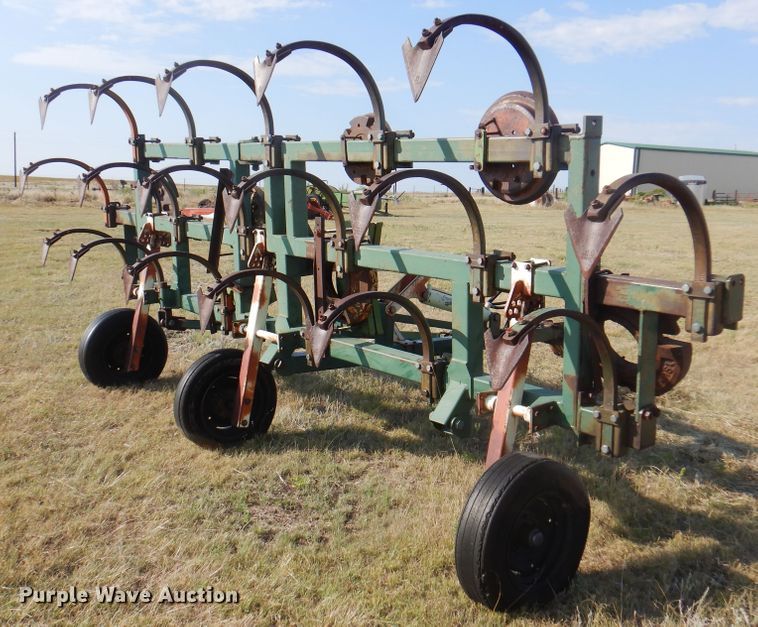 image for item DI5731 Flex King 213  field cultivator