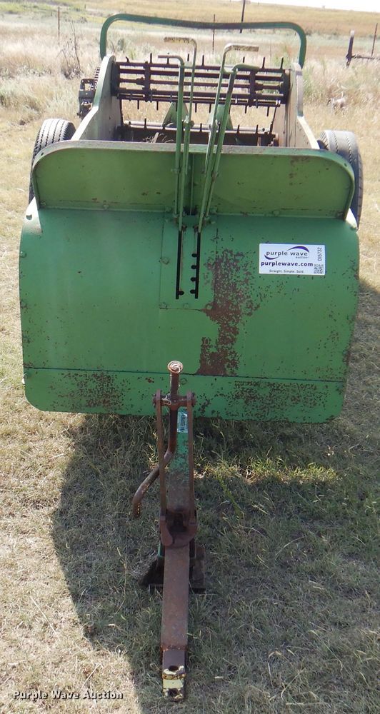 image for item DI5732 John Deere  manure spreader