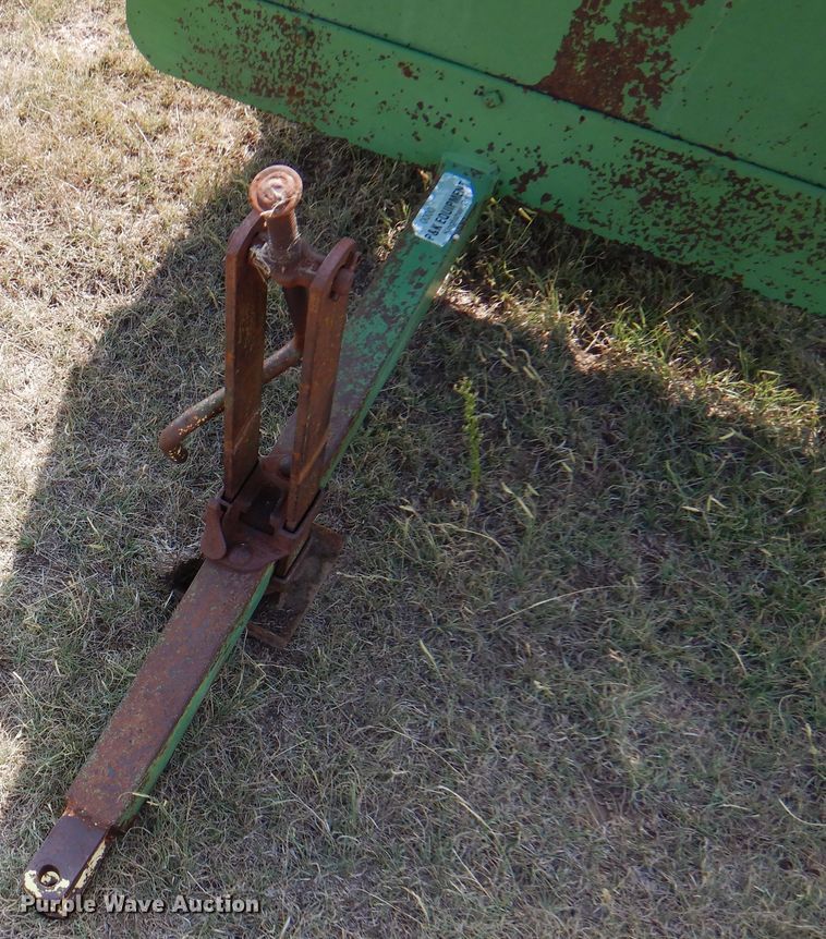 image for item DI5732 John Deere  manure spreader