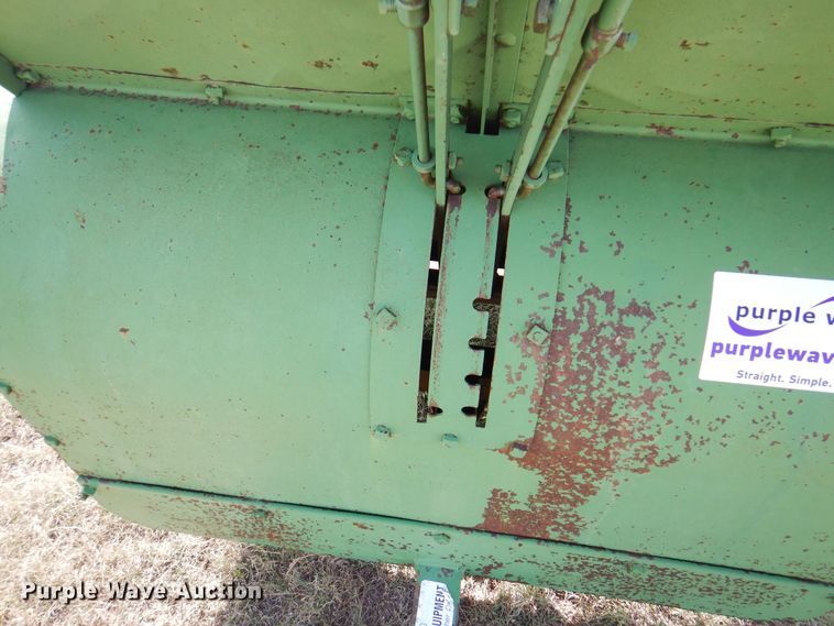 image for item DI5732 John Deere  manure spreader