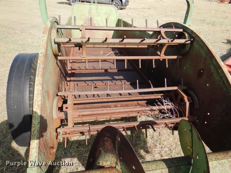 image for item DI5732 John Deere  manure spreader