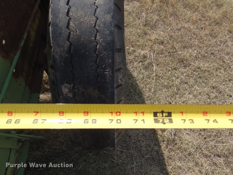 image for item DI5732 John Deere  manure spreader