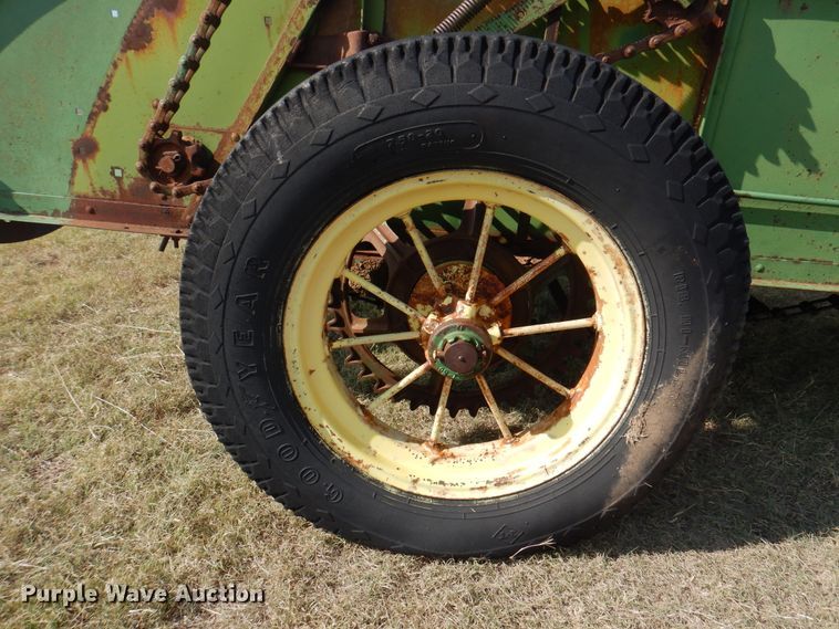 image for item DI5732 John Deere  manure spreader