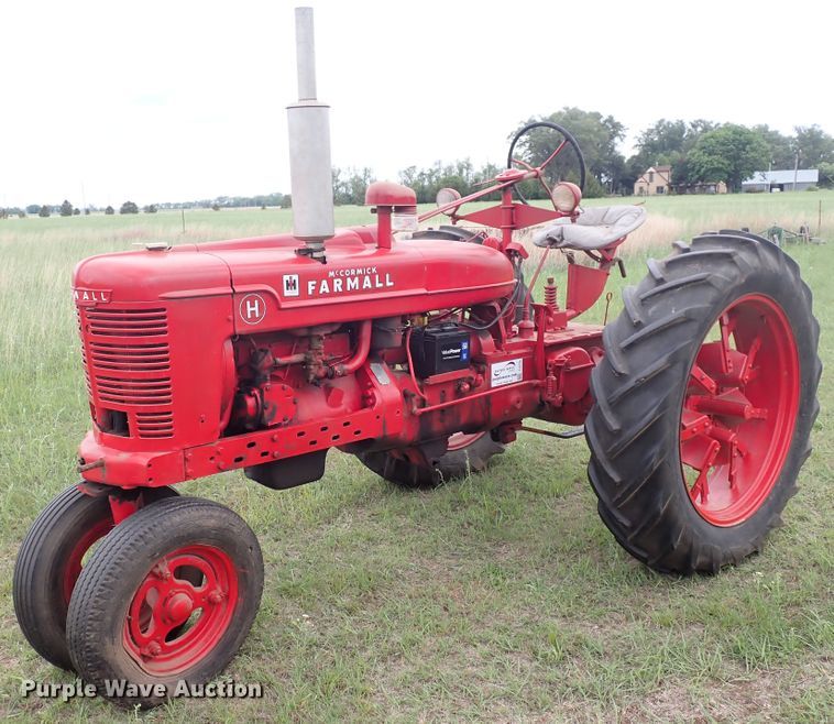 image for item DJ5738 Farmall H  tractor