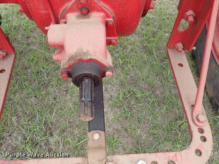 image for item DJ5738 Farmall H  tractor