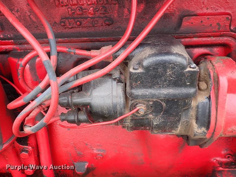 image for item DJ5738 Farmall H  tractor