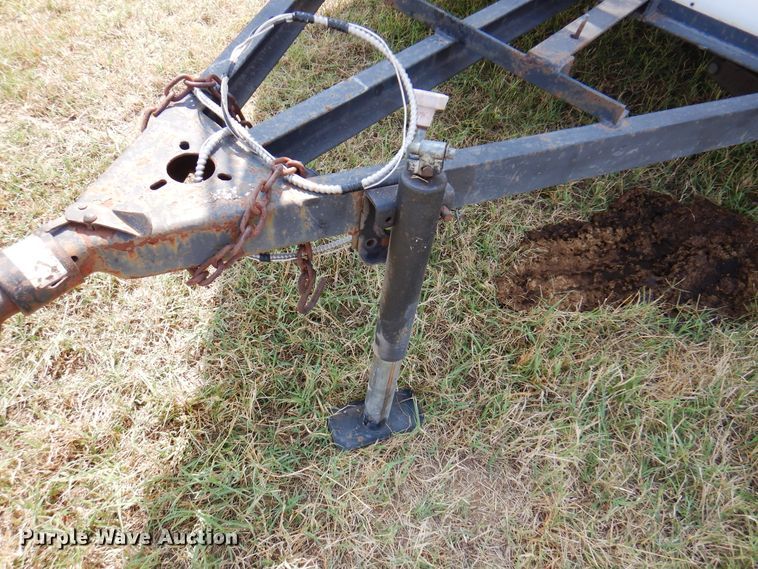 image for item DK8212 Enclosed cargo trailer