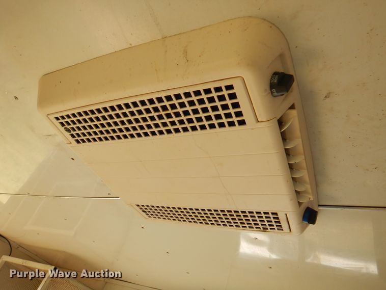 image for item DK8212 Enclosed cargo trailer