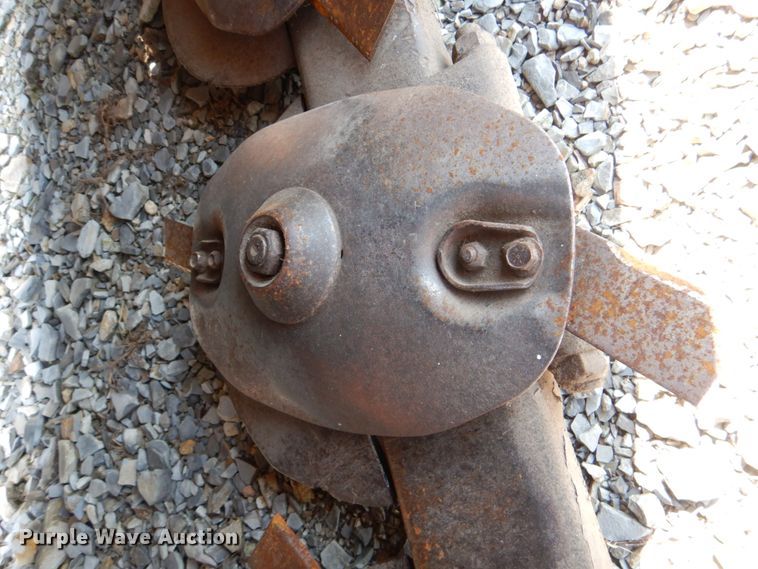 image for item DL0593 KMC 4760  disc mower