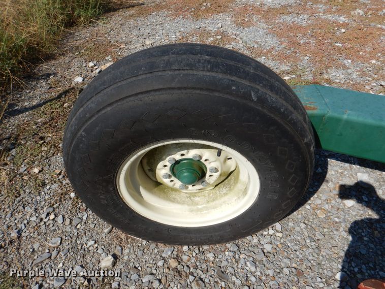 image for item DL0593 KMC 4760  disc mower