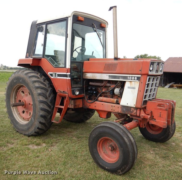 image for item DL3103 1977 International 1086  tractor