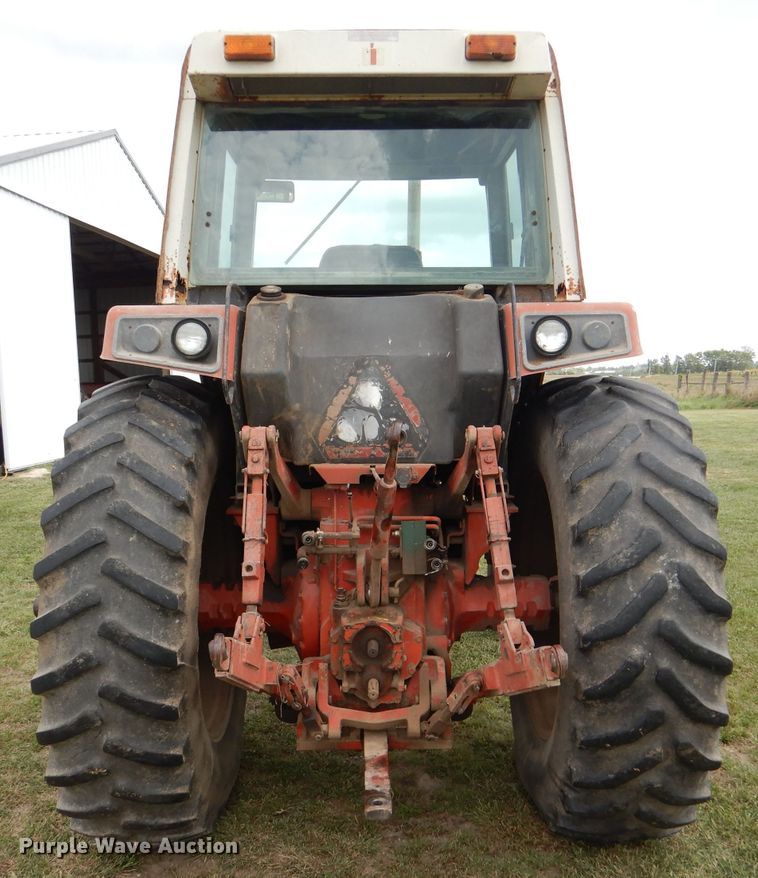 image for item DL3103 1977 International 1086  tractor